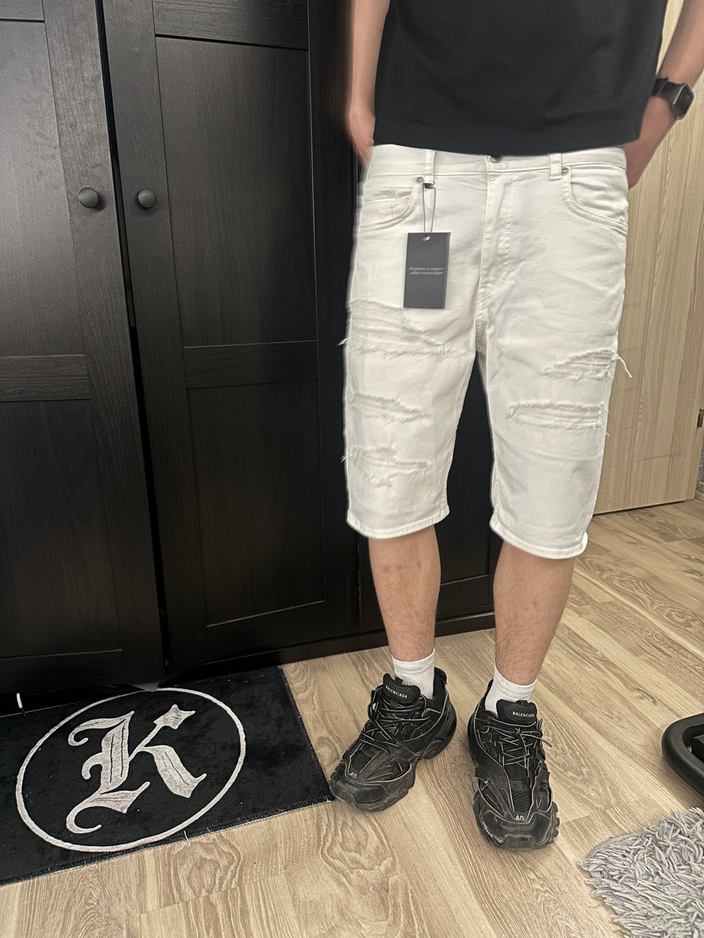 slim fit shorts