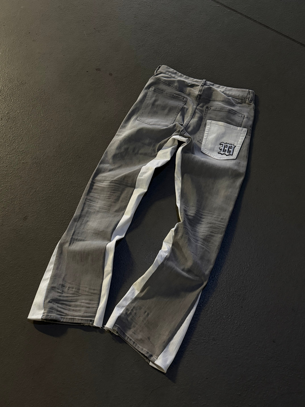 Flared Jeans Panel – Khaki/White