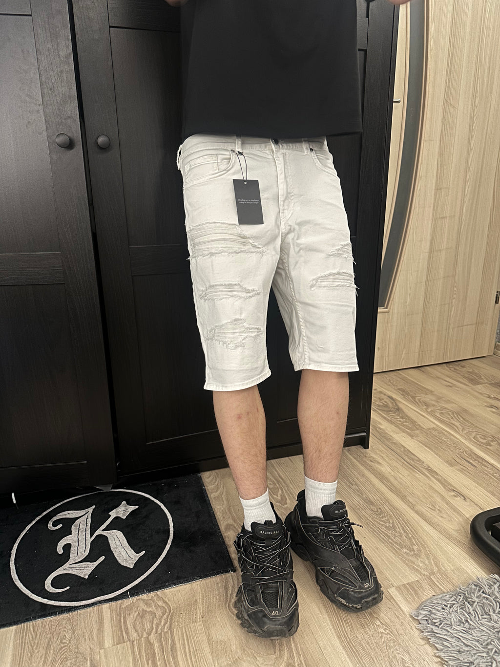 slim fit shorts